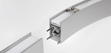 Lineare und gebogene LED-Leuchten für die Decke